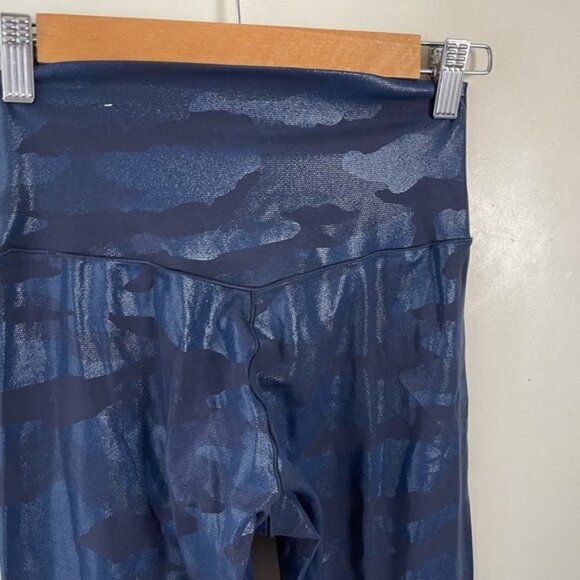 Aerie by offline blue metallic camo high rise 7/8 leggings small - Picture 4 of 9
